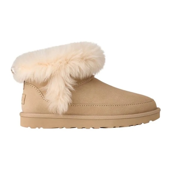 Ugg women’s Chalet Mini Boot 🥾 Brand New with Box 📦 Size 9 - Picture 4 of 9